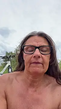 Snapshot of Dance_Lady chatting on June 4, 2:00 pm Dance Lady online show from June 4, 2:00 pm