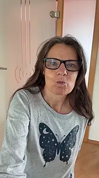 Snapshot of Dance_Lady chatting on May 17, 7:52 am Dance Lady online show from May 17, 7:52 am
