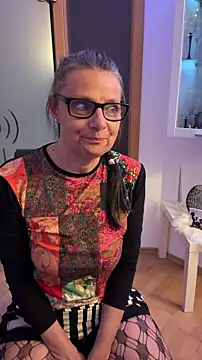 Snapshot of Dance_Lady chatting on May 17, 7:58 pm Dance Lady online show from May 17, 7:58 pm