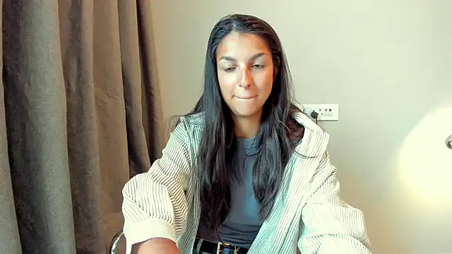 AngelGabe online show from March 28, 4:02 am