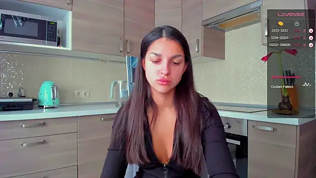 Snapshot of AngelGabe chatting on February 18, 9:28 am AngelGabe online show from February 18, 9:28 am