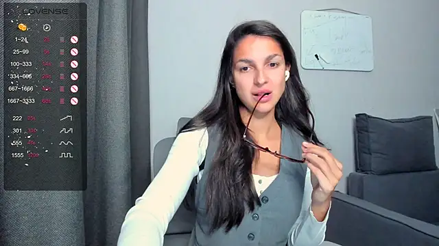 Snapshot of AngelGabe chatting on June 25, 6:46 pm AngelGabe online show from June 25, 6:46 pm