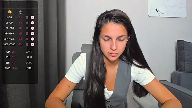 Snapshot of AngelGabe chatting on June 30, 8:31 pm AngelGabe online show from June 30, 8:31 pm