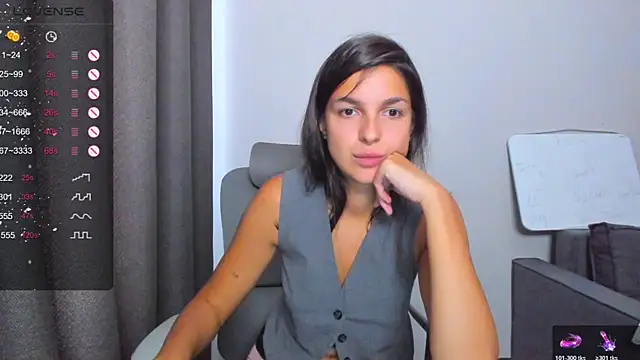 Snapshot of AngelGabe chatting on July 14, 10:21 am AngelGabe online show from July 14, 10:21 am
