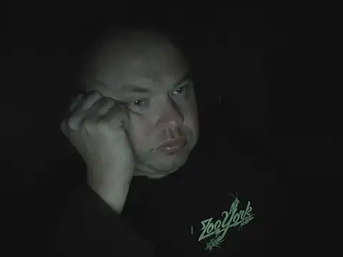 Snapshot of Rob1874 chatting on February 19, 3:31 pm Rob1874 online show from February 19, 3:31 pm