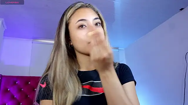 amy ker m online show from March 12, 9:41 pm