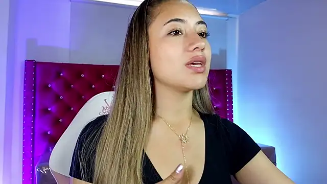 amy ker m online show from April 14, 7:08 pm