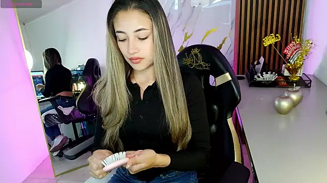 amy ker m online show from February 19, 8:28 pm