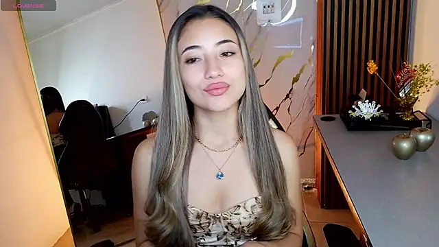 amy ker m online show from February 17, 9:12 pm