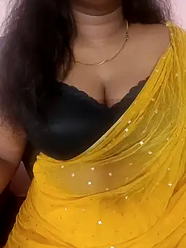 Snapshot of Sravani_ chatting on February 27, 5:40 am Sravani online show from February 27, 5:40 am