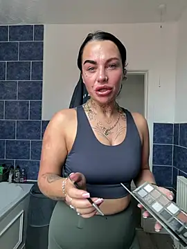 Darkfantisyx online show from March 31, 1:46 pm