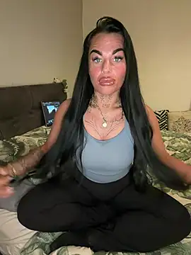 Snapshot of Darkfantisyx chatting on February 24, 6:09 pm Darkfantisyx online show from February 24, 6:09 pm