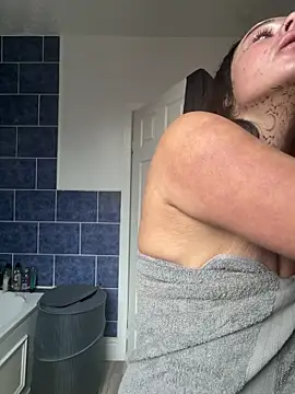 Darkfantisyx online show from March 29, 2:08 pm