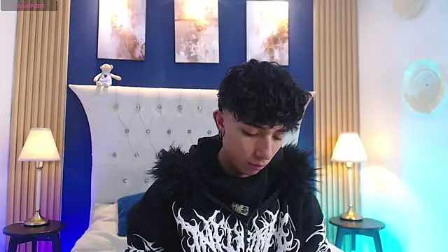 Snapshot of Aiden_Rivers_ chatting on June 26, 12:55 pm Aiden Rivers online show from June 26, 12:55 pm