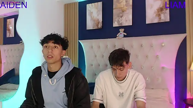 Snapshot of Aiden_Rivers_ chatting on May 15, 12:58 pm Aiden Rivers online show from May 15, 12:58 pm