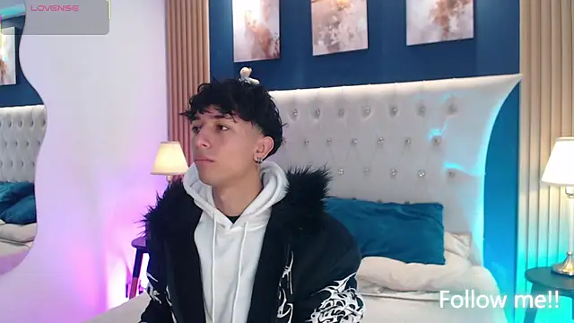 Snapshot of Aiden_Rivers_ chatting on June 27, 12:55 pm Aiden Rivers online show from June 27, 12:55 pm