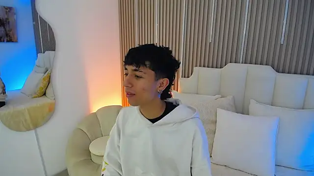 Aiden Rivers  online show from March 9, 12:52 pm