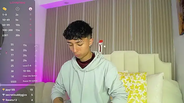 Snapshot of Aiden_Rivers_ chatting on February 24, 12:28 pm Aiden Rivers online show from February 24, 12:28 pm