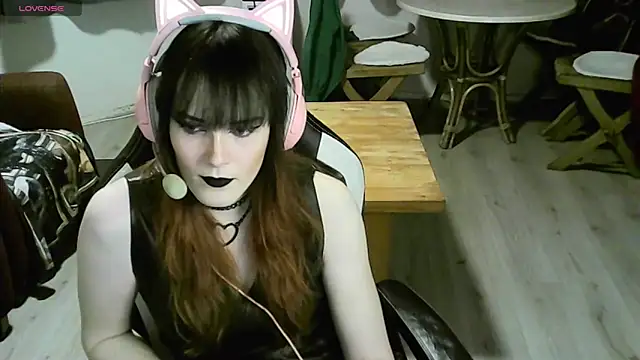 Snapshot of Samanteased chatting on February 22, 5:36 pm Samanteased online show from February 22, 5:36 pm