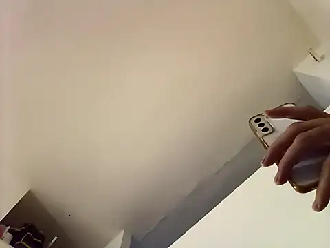 Snapshot of Milwokee chatting on March 29, 9:22 am Milwokee online show from March 29, 9:22 am