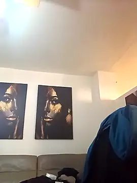 Snapshot of Milwokee chatting on February 19, 1:41 pm Milwokee online show from February 19, 1:41 pm