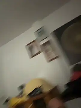 Snapshot of Milwokee chatting on March 8, 12:49 am Milwokee online show from March 8, 12:49 am