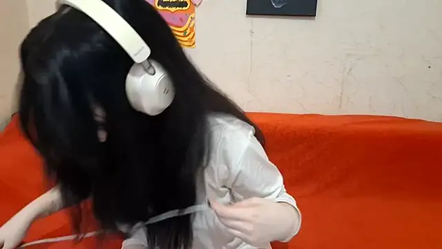 MindyMinty online show from February 20, 6:10 am