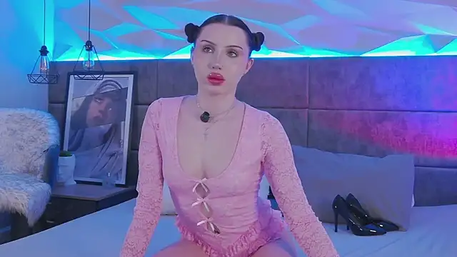 EfiKhalifa online show from March 22, 4:27 am