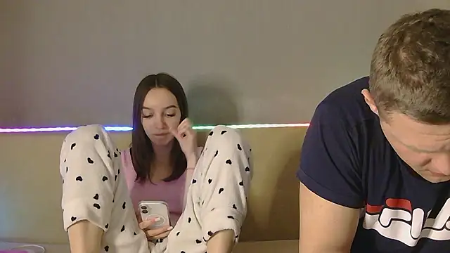 CandySurprise19 online show from March 21, 5:28 pm