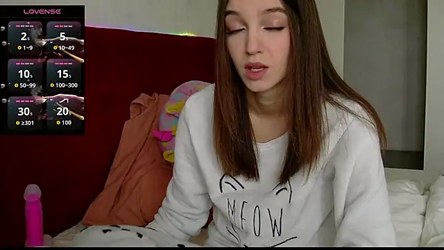 CandySurprise19 online show from April 10, 7:48 am