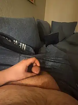 Snapshot of EdVonSchleck5 chatting on February 20, 11:28 pm EdVonSchleck5 online show from February 20, 11:28 pm