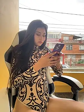 Aylin fire online show from February 19, 7:11 pm