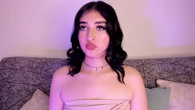 Kattengel  online show from April 13, 11:53 pm