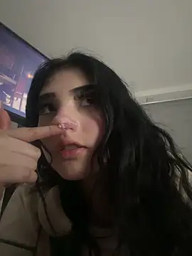 Snapshot of Kattengel_ chatting on July 1, 11:49 pm Kattengel online show from July 1, 11:49 pm