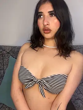 Snapshot of Kattengel_ chatting on February 17, 12:52 am Kattengel online show from February 17, 12:52 am