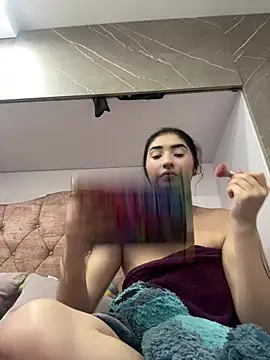 Snapshot of Kattengel_ chatting on June 24, 8:06 pm Kattengel online show from June 24, 8:06 pm