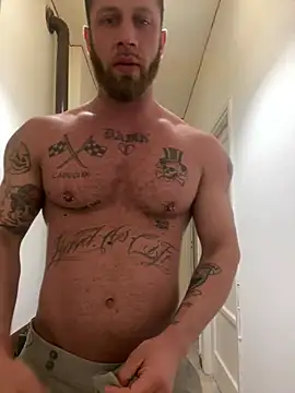 Snapshot of Tiziano94 chatting on March 22, 11:17 pm Tiziano94 online show from March 22, 11:17 pm