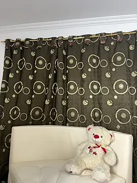 soffii-estrella online show from April 1, 6:15 am