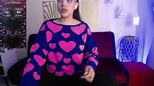 Snapshot of spicydollx chatting on February 18, 1:29 pm spicydollx online show from February 18, 1:29 pm