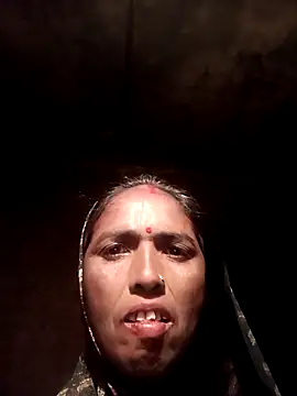 Hot re83 online show from March 1, 10:10 pm