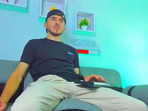 Snapshot of Dante_Blake1 chatting on March 1, 11:27 pm Dante Blake1 online show from March 1, 11:27 pm