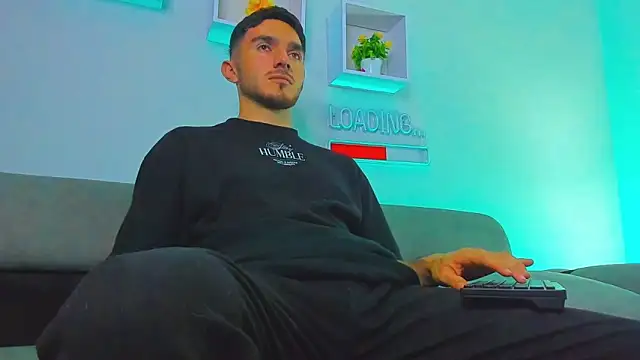 Snapshot of Dante_Blake1 chatting on February 26, 3:17 am Dante Blake1 online show from February 26, 3:17 am