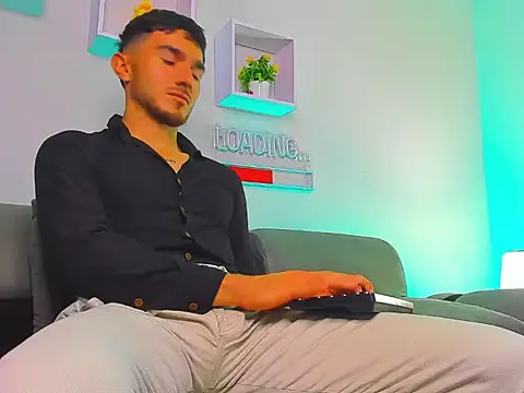 Snapshot of Dante_Blake1 chatting on February 25, 3:07 am Dante Blake1 online show from February 25, 3:07 am