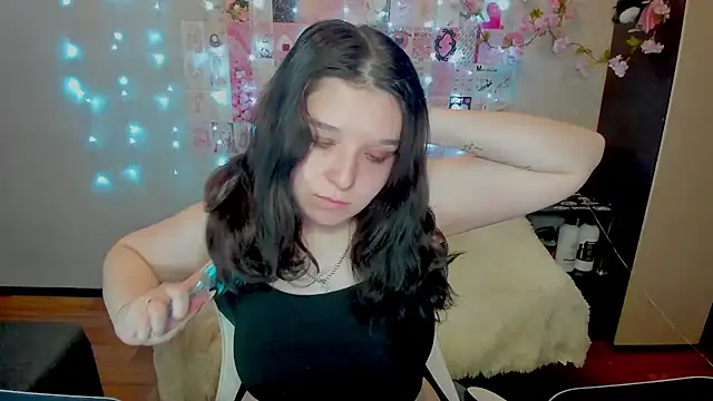 Kate Acid online show from April 3, 12:17 am