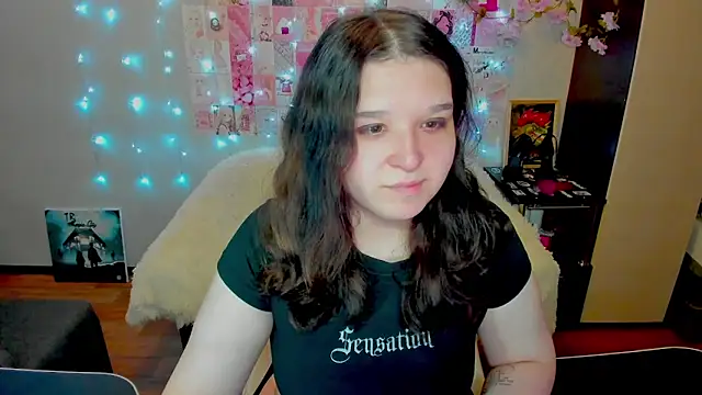 Snapshot of Kate_Acid chatting on June 17, 11:58 pm Kate Acid online show from June 17, 11:58 pm