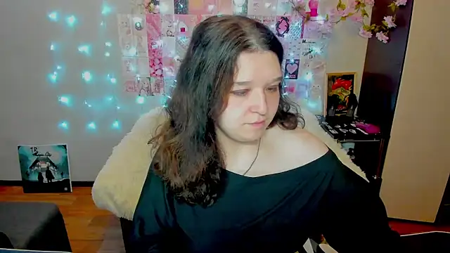 Snapshot of Kate_Acid chatting on June 5, 11:21 pm Kate Acid online show from June 5, 11:21 pm