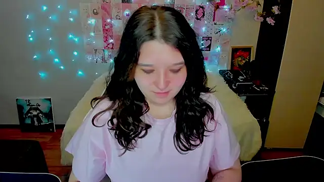 Snapshot of Kate_Acid chatting on July 5, 11:11 pm Kate Acid online show from July 5, 11:11 pm