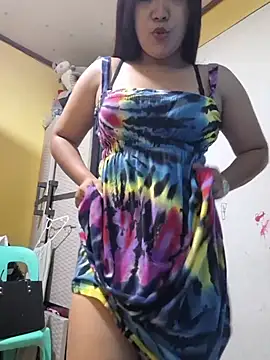 Snapshot of Polished_Princess chatting on April 1, 1:41 pm Polished Princess online show from April 1, 1:41 pm