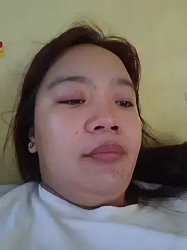 Snapshot of Polished_Princess chatting on February 23, 12:34 am Polished Princess online show from February 23, 12:34 am