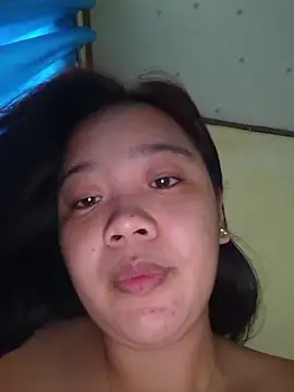 Snapshot of Polished_Princess chatting on February 27, 12:22 am Polished Princess online show from February 27, 12:22 am